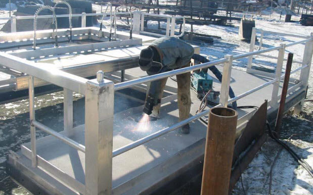 TH604 Anti-Slip / Anti-Corrosion Thermal Spray being applied